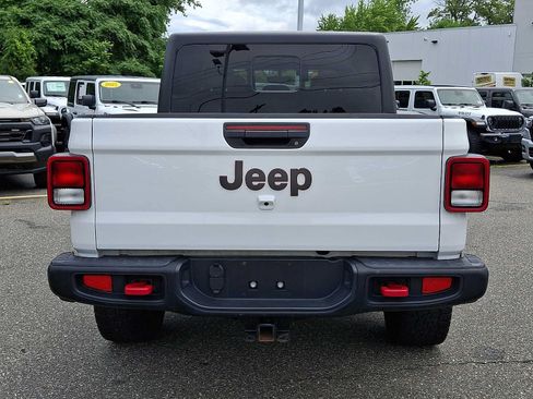 Certified 2023 Jeep Gladiator Rubicon w/ Cold Weather Group AWD/4WD image 5