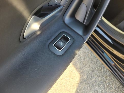 Used 2025 Mercedes-Benz CLA 250 4MATIC image 15