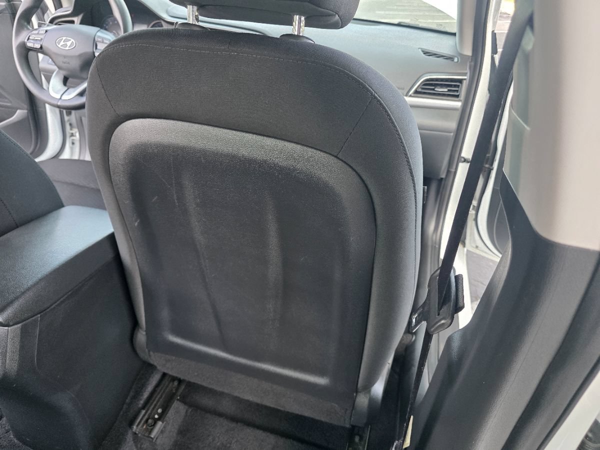 Used 2019 Hyundai Elantra SE w/ Cargo Package FWD image 25