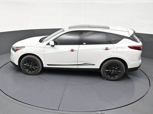 Used 2025 Acura RDX SH-AWD image 13