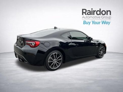 Used 2020 Toyota 86 RWD image 7