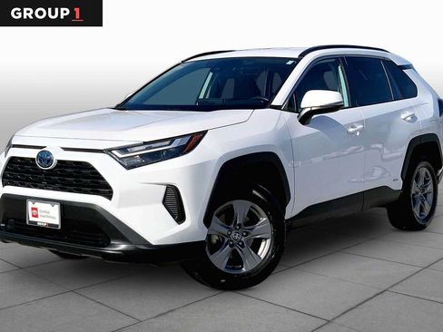 Certified 2024 Toyota RAV4 XLE AWD/4WD image 1