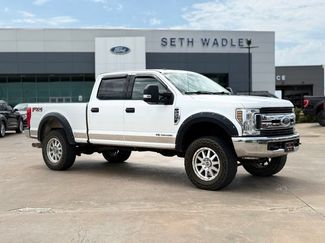 Used 2018 Ford F250 XLT w/ FX4 Off-Road Package AWD/4WD video 1