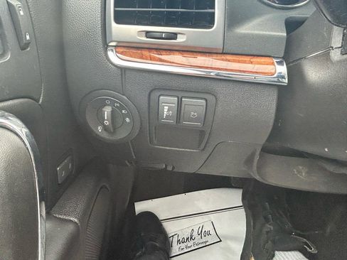 Used 2012 Lincoln MKZ FWD image 25