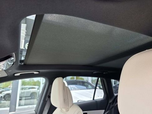 New 2025 Mercedes-Benz GLC 350e 4MATIC image 7