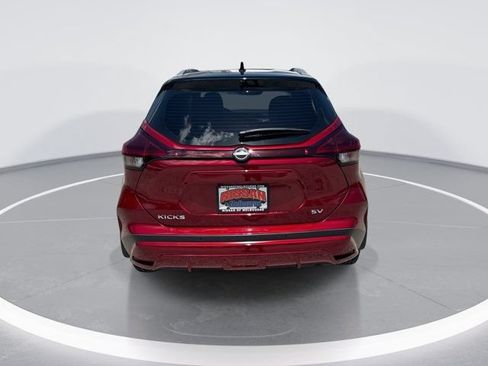 Used 2024 Nissan Kicks SV FWD image 7