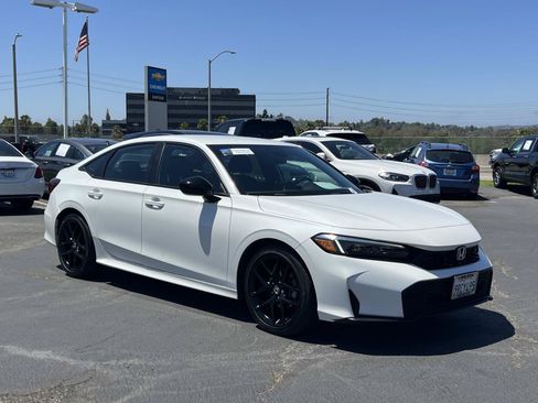 Certified 2025 Honda Civic Sport image 25