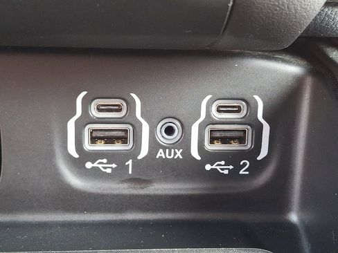 Used 2022 RAM 1500 Big Horn image 24