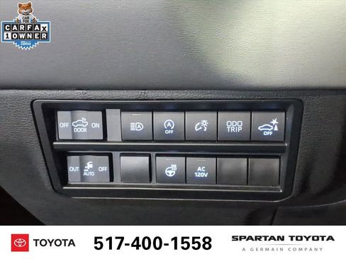 Used 2023 Toyota Tundra Platinum image 16