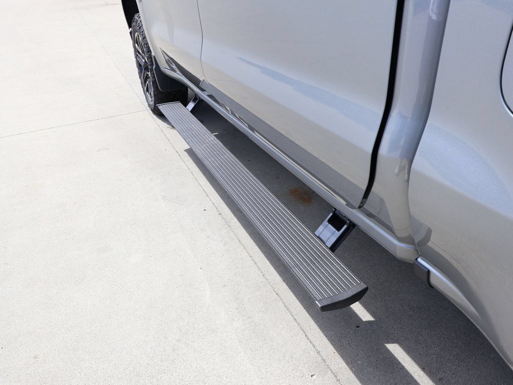 New 2026 Chevrolet Silverado 1500 LT Trail Boss w/ LT Trail Boss Premium Package AWD/4WD image 11
