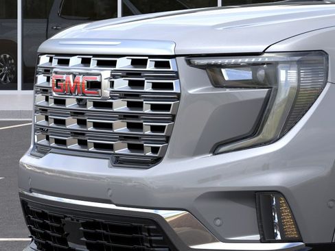 New 2026 GMC Acadia Denali w/ Super Cruise Package FWD image 14