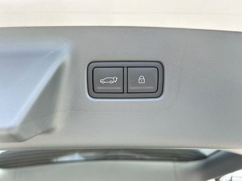 New 2026 Hyundai Santa Fe SE FWD image 16