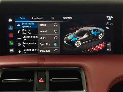 Used 2022 Porsche Taycan Turbo S image 30