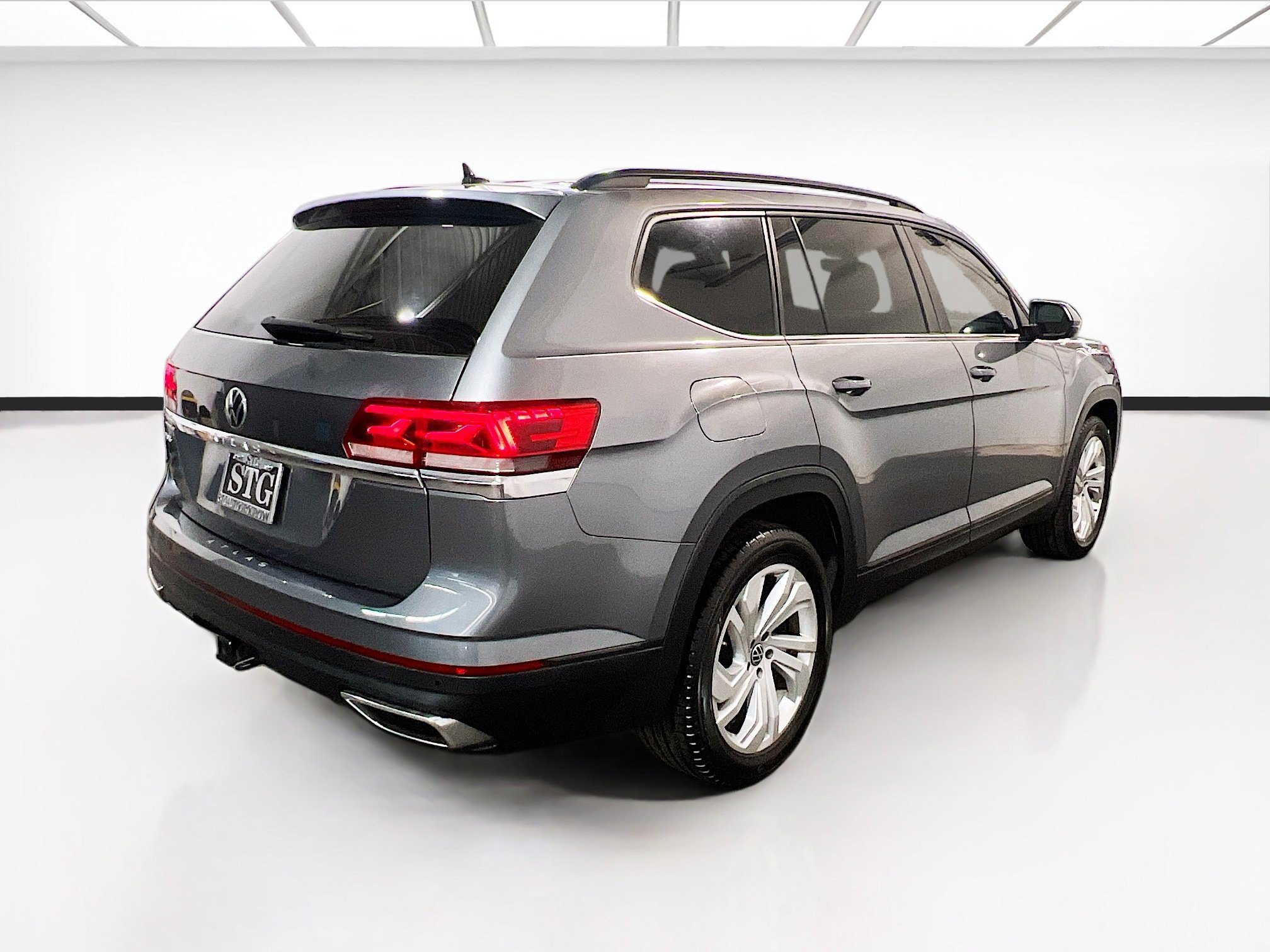 Used 2023 Volkswagen Atlas SE FWD image 4