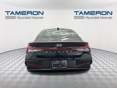 New 2026 Hyundai Elantra Limited image 4