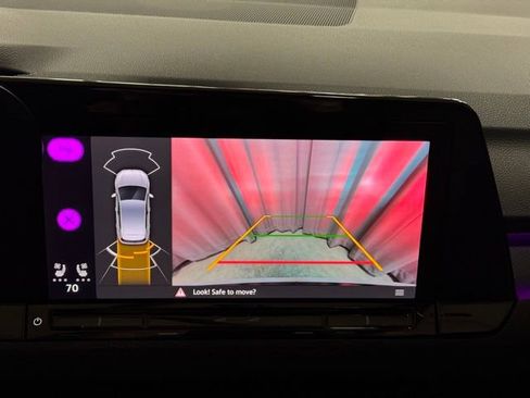 Used 2024 Volkswagen GTI SE image 27