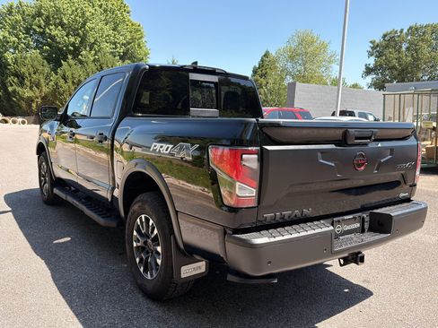 Used 2024 Nissan Titan PRO-4X w/ Pro-4x Convenience Package image 6