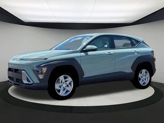 New 2026 Hyundai Kona SE video 2