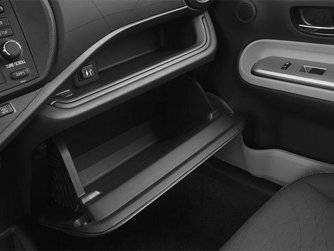 Used 2014 Toyota Prius C One image 11