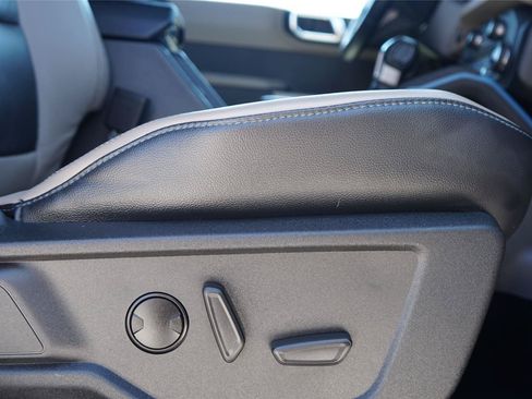 Used 2023 Ford Bronco Wildtrak AWD/4WD image 30