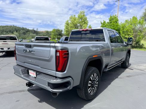 New 2026 GMC Sierra 2500 Denali Ultimate w/ Max Trailering Package AWD/4WD image 4