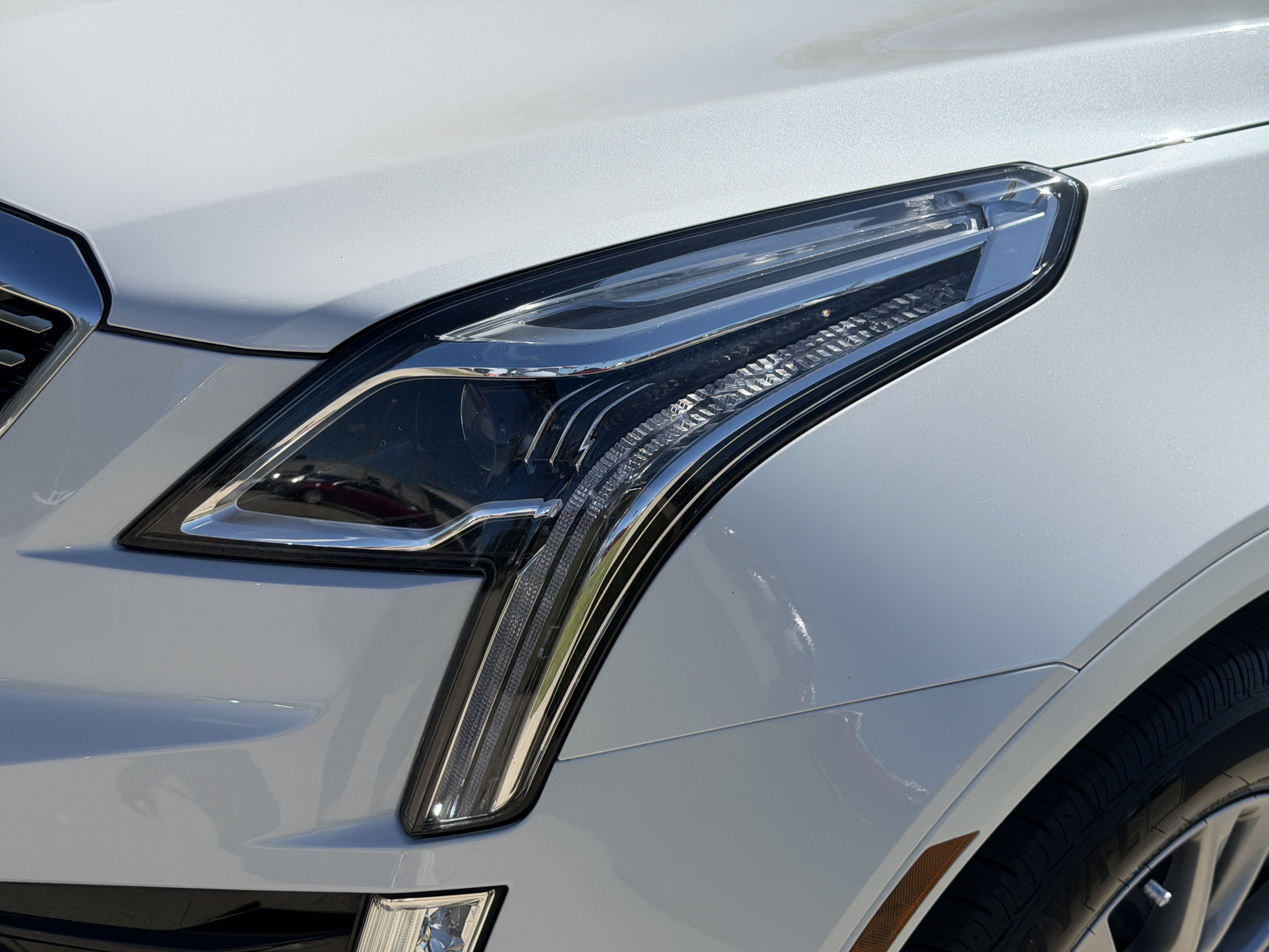 Certified 2022 Cadillac XT5 Premium Luxury FWD image 8