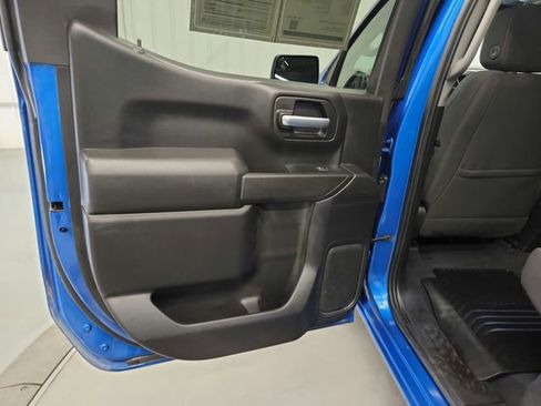 Used 2023 Chevrolet Silverado 1500 Custom AWD/4WD image 32