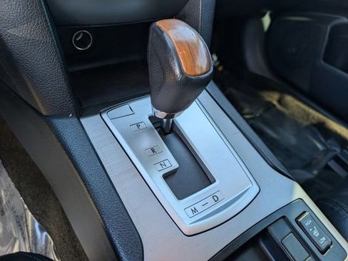 Used 2014 Subaru Outback 2.5i Limited w/ Moonroof Package image 26