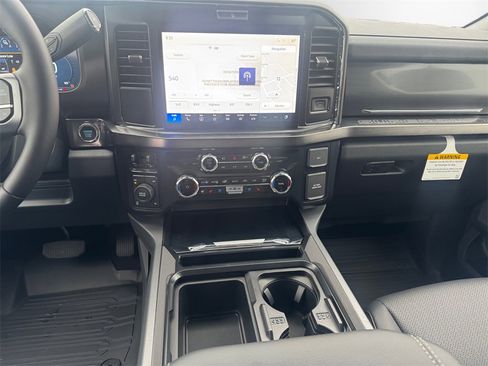 New 2026 Ford F250 Lariat w/ Chrome Package image 12