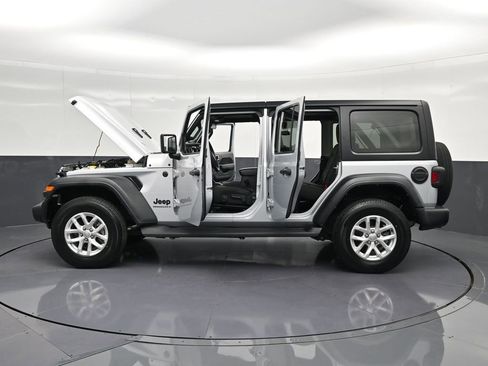 Used 2023 Jeep Wrangler Unlimited Sport AWD/4WD image 33