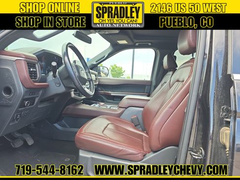 Used 2023 Ford Expedition Limited AWD/4WD image 6