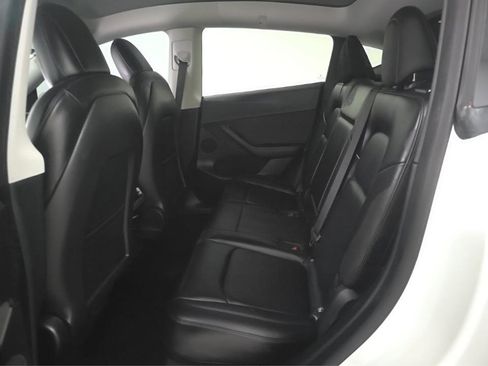 Used 2022 Tesla Model Y Performance AWD/4WD image 14