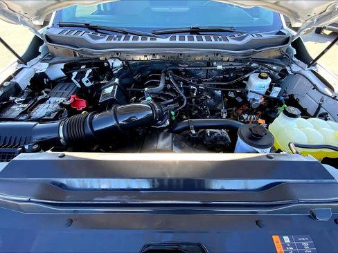 Used 2025 Ford F250 XL w/ STX Appearance Package image 32