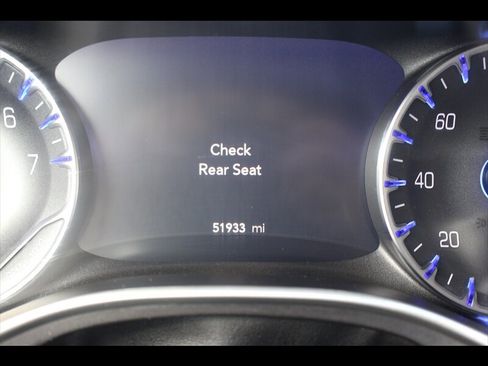 Used 2022 Chrysler Pacifica Touring-L FWD image 24