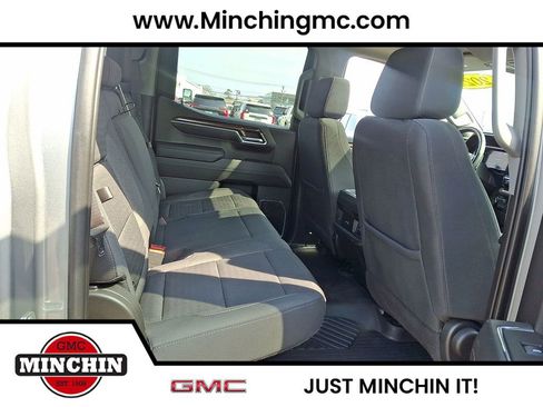 Used 2023 Chevrolet Silverado 1500 RST AWD/4WD image 28