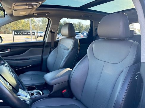 Used 2020 Hyundai Santa Fe Limited image 8