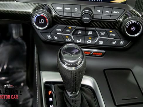 Used 2015 Chevrolet Corvette Z06 w/ 3LZ Preferred Equipment Group RWD image 93