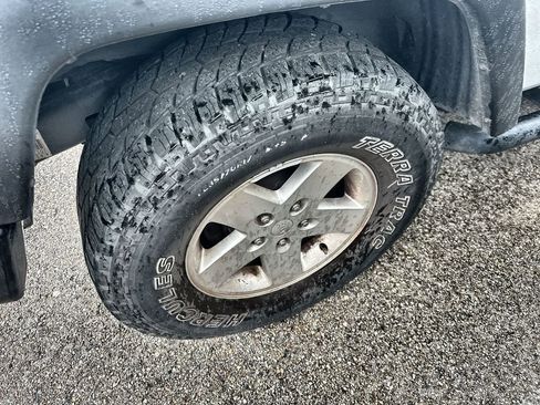 Used 2013 Jeep Wrangler Sport image 9