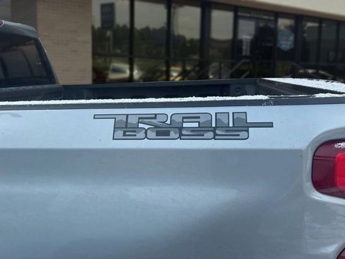 Used 2024 Chevrolet Silverado 1500 Custom Trail Boss w/ Dark Appearance Package image 24