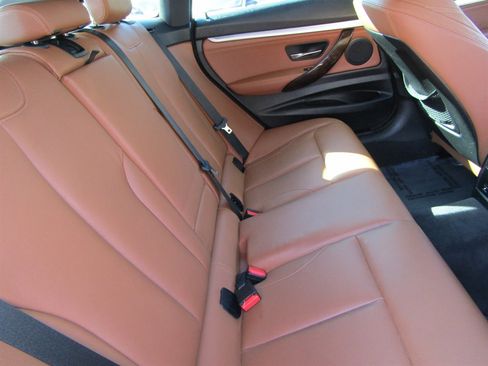 Used 2016 BMW 328i Gran Turismo xDrive image 6