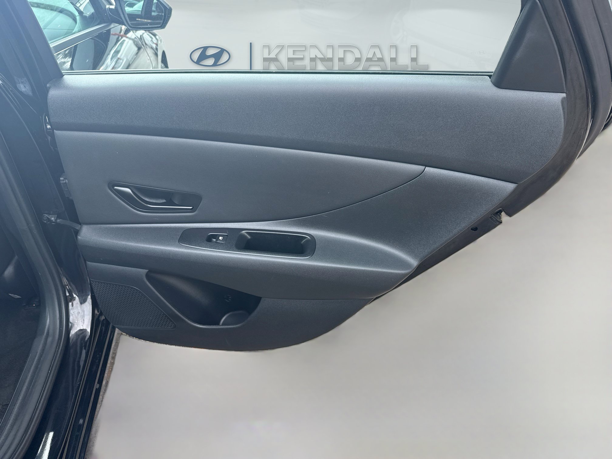 Used 2025 Hyundai Elantra Sport FWD image 27