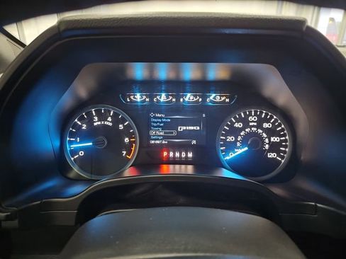 Used 2018 Ford F150 XLT w/ Equipment Group 302A Luxury AWD/4WD image 15
