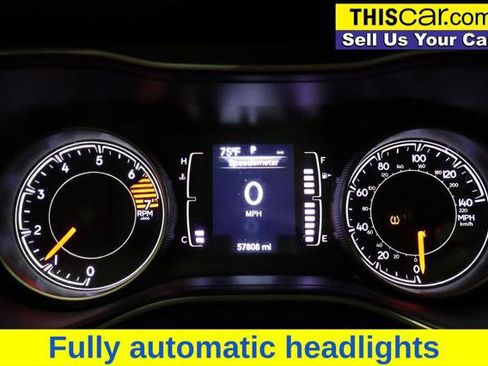 Used 2019 Jeep Cherokee Latitude Plus image 16