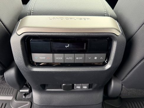 New 2026 Toyota Land Cruiser Base image 20