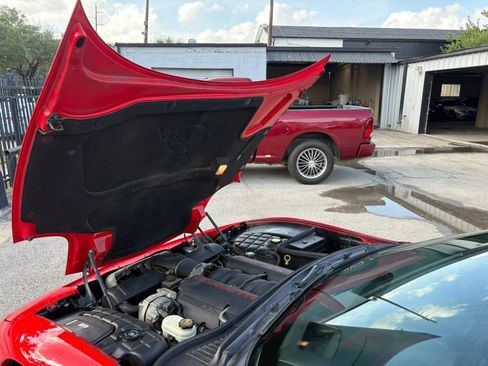 Used 2000 Chevrolet Corvette Coupe w/ Memory Pkg RWD image 23