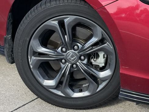 Used 2023 Honda Accord EX-L image 9