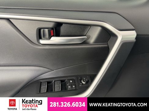Certified 2025 Toyota RAV4 XLE AWD/4WD image 14