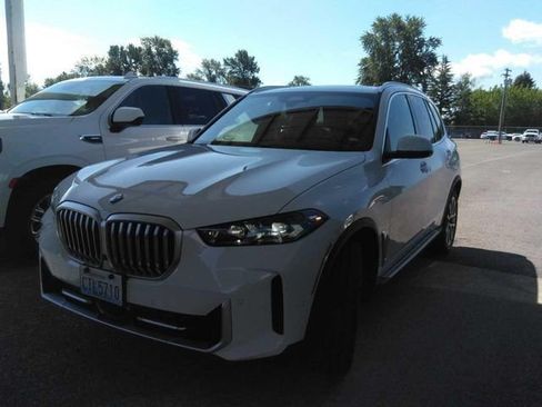 Used 2026 BMW X5 xDrive40i AWD/4WD image 2