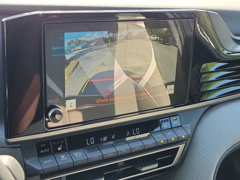 New 2026 Toyota Camry SE w/ Convenience Package image 15