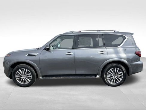 Used 2023 Nissan Armada SL image 2